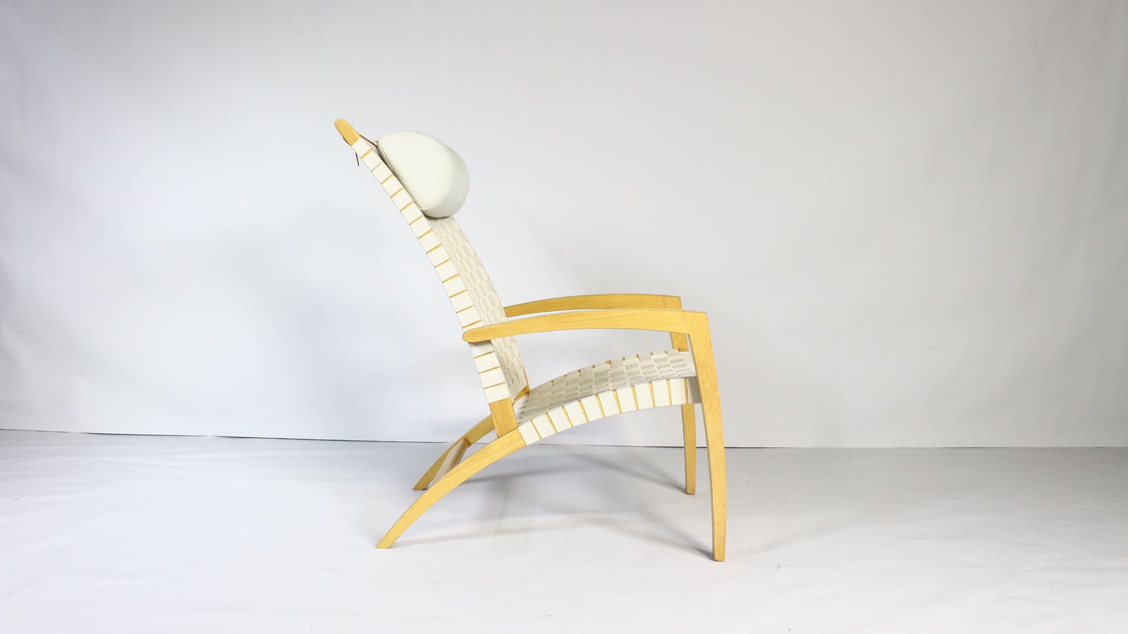 Furniture Luna Lounge Chair By Morten Gøttler For Findahls Møbelfabrik photo