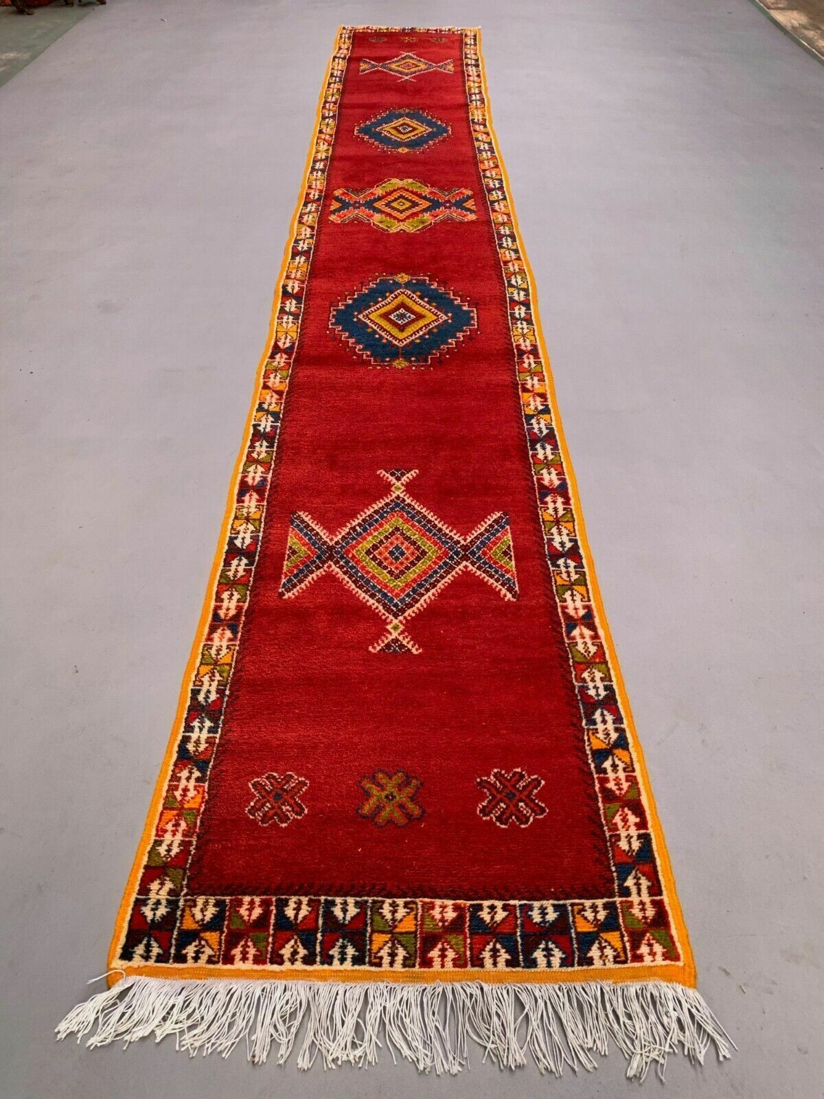 Vintage Moroccan Runner Rug 505x77 Cm Tazenacht Berber Atlas, Tribal Red, Blue photo for sale