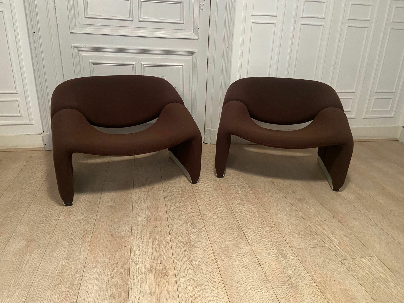 Armchairs Groovy, Pierre Paulin, Artifort photo vinterior