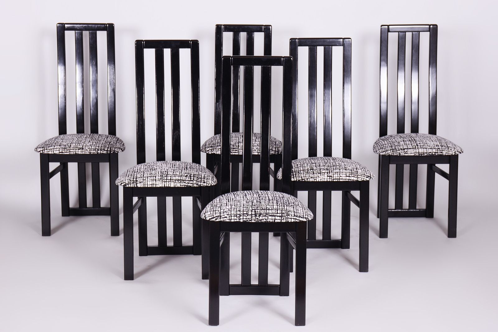 Set Of Six Mid Century Beech Chairs Made By Thon, Restored, Czechia, 1970s photo 1950.0