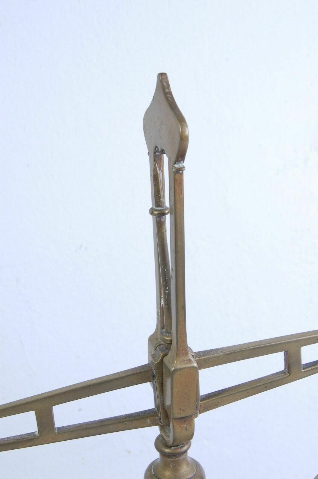 Home Decor Antique Brass And Wooden Double Pan Scale W&T Avery Makers Birmingham From The 1930s photo