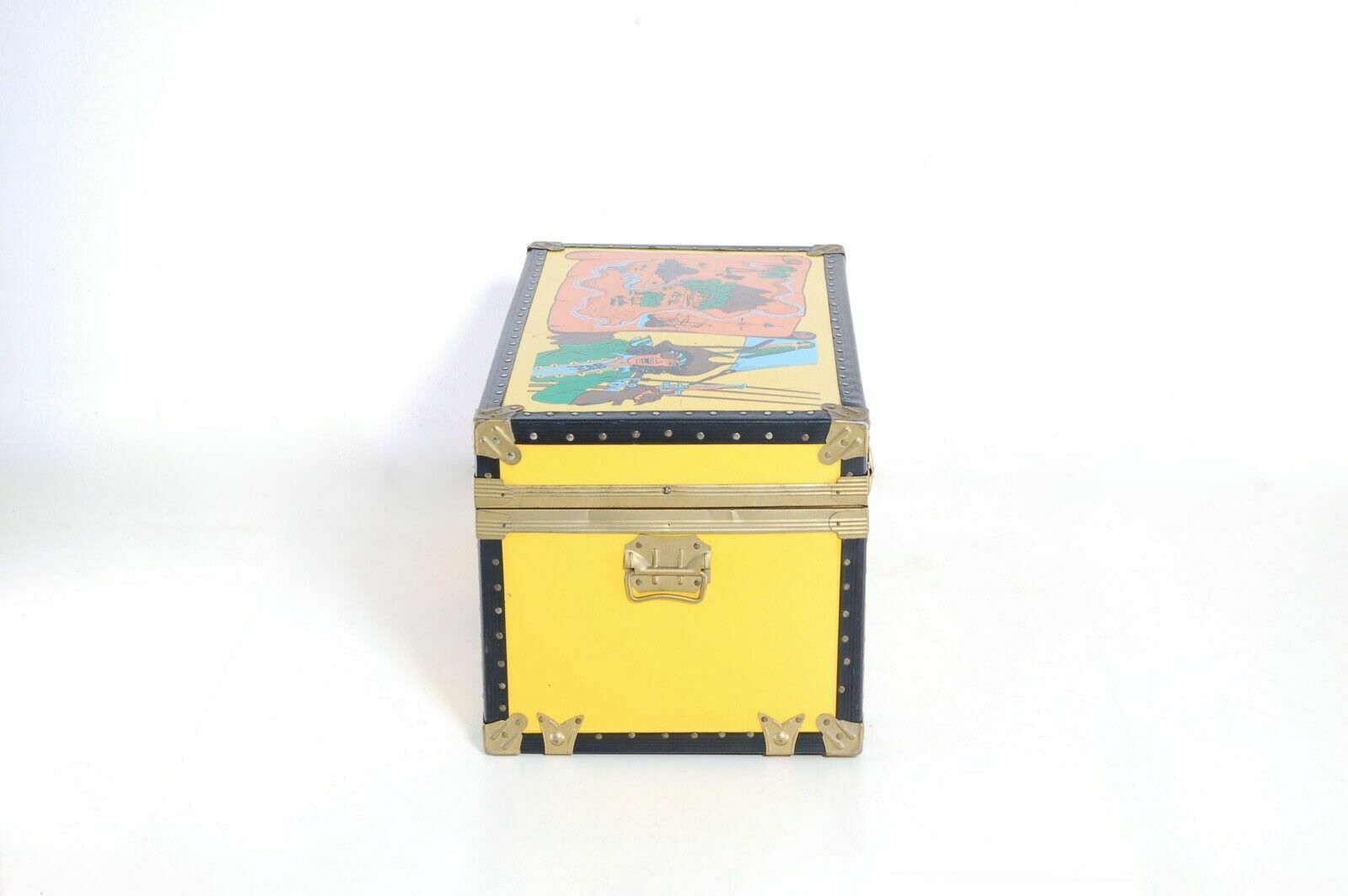 Vintage Chest Chest, Pirate Theme, Treasure Hunt. Original Vintage.Faesit And photo Furniture