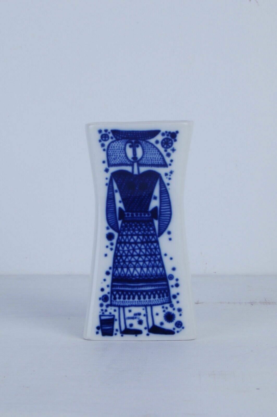 Nordic Design Ceramic Vase Porsgrund Figural Norway Pp 71 White Blue