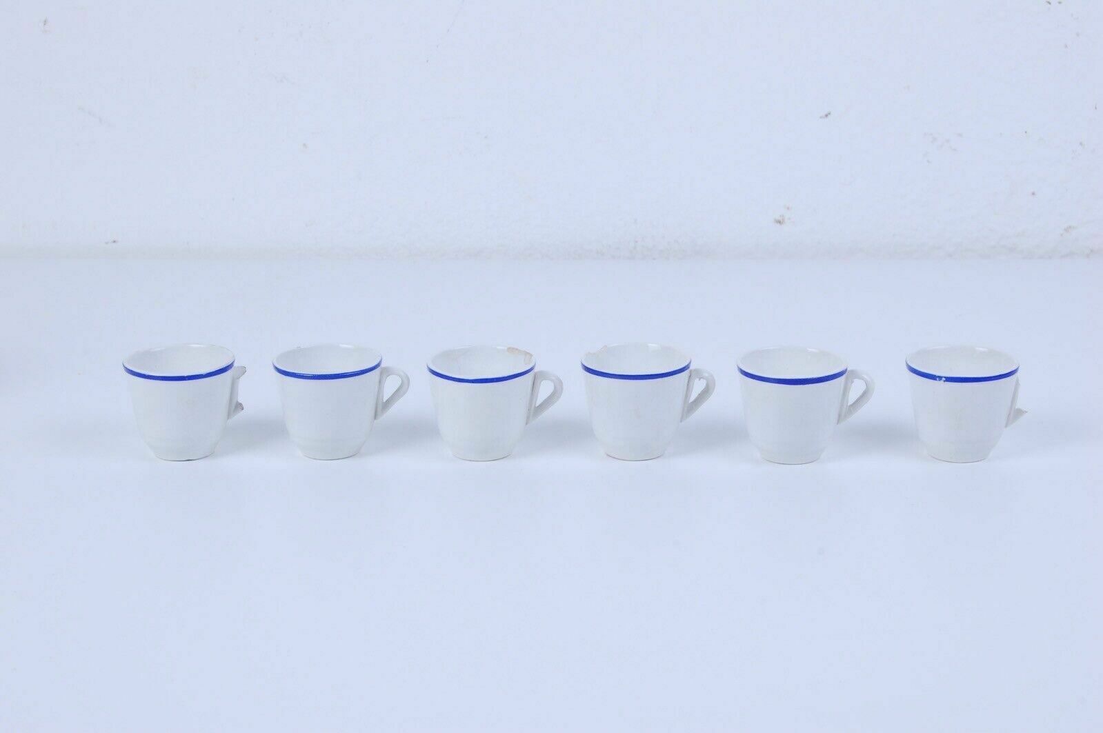 photo furniture Mini Coffee And Tea Service For Toy Dolls From The Laveno Ceramic Collection