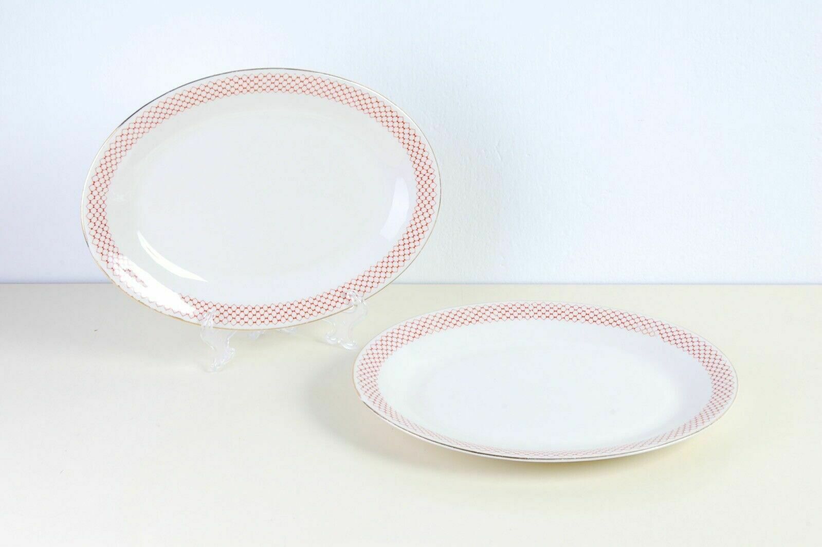 Pair Of Oval Porcelain Plates Ct Carl Tielsch Design From The 1930s, Vintage Red And Gold