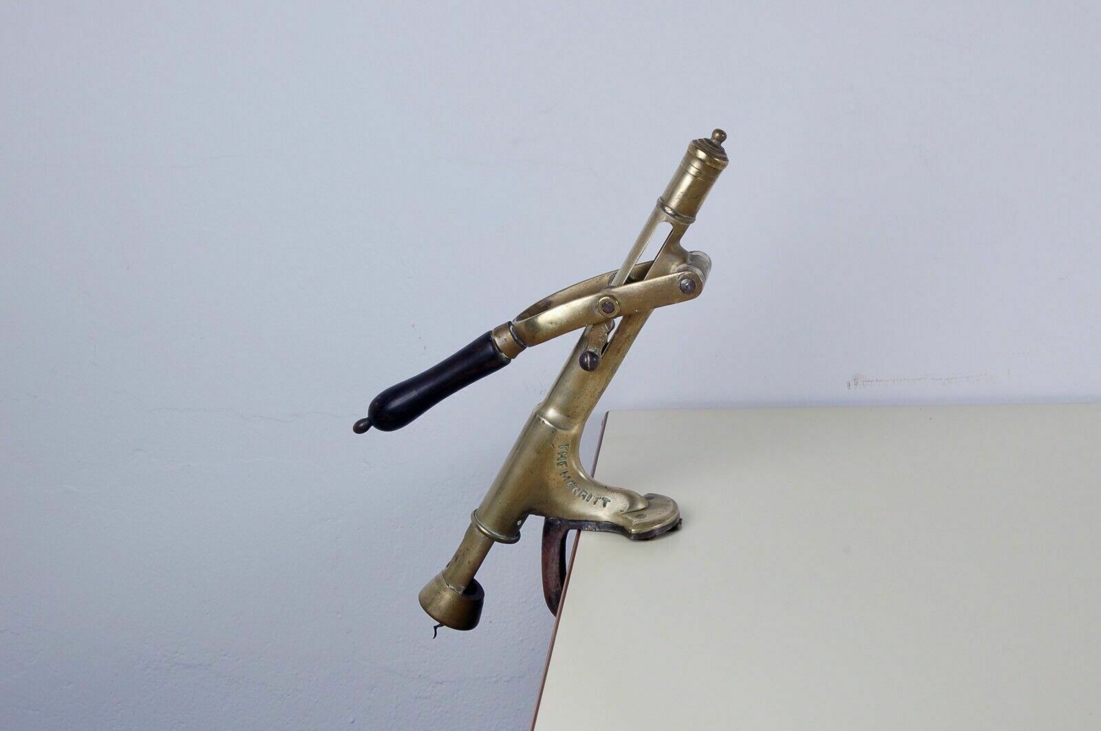 Bench Corkscrew In Brass With Iron Vice The Merritt English Lever Mid 800