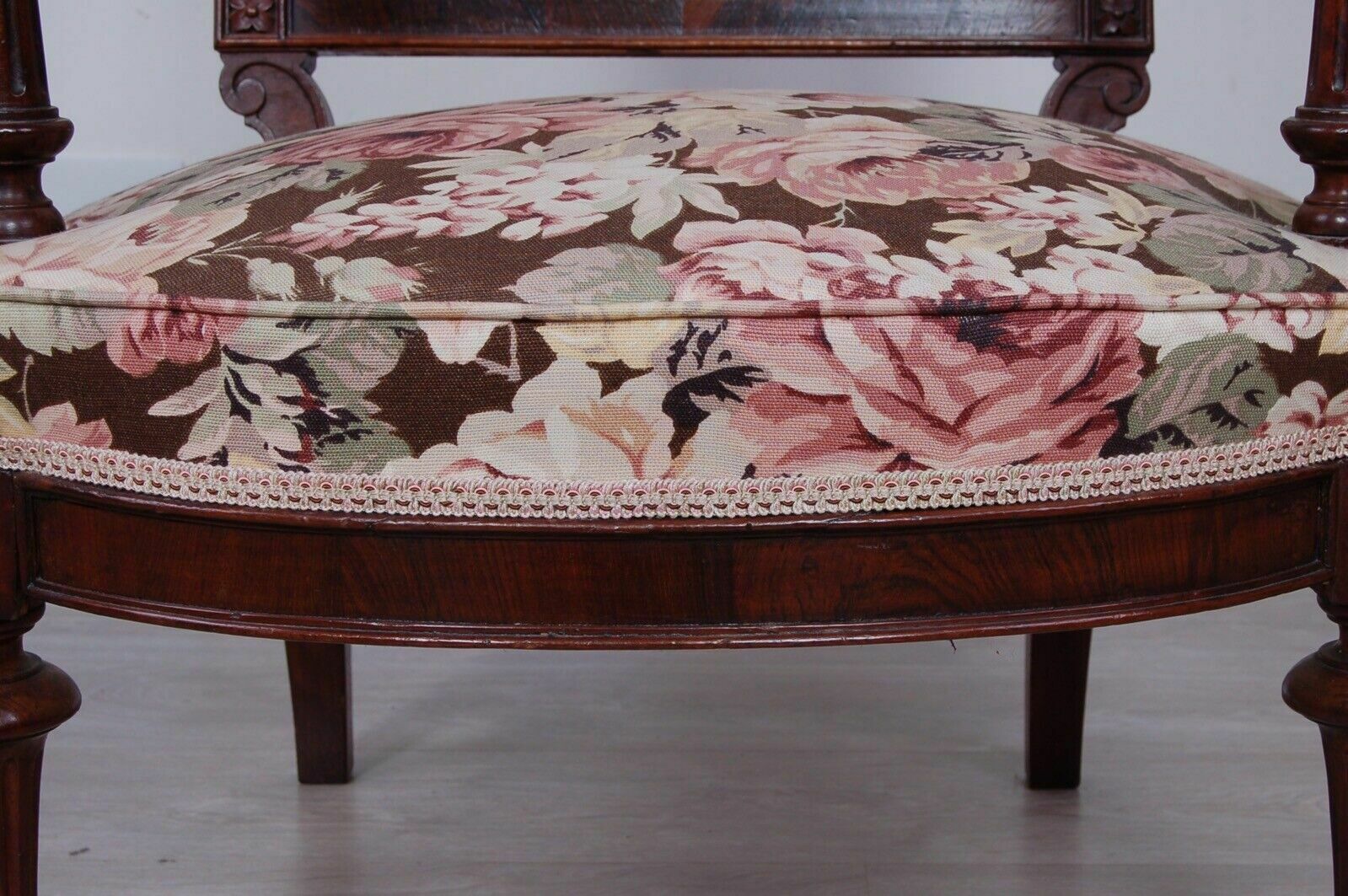 Umbertina Armchair In Mahogany, Original From The End Of The 19th Century. photo vinterior