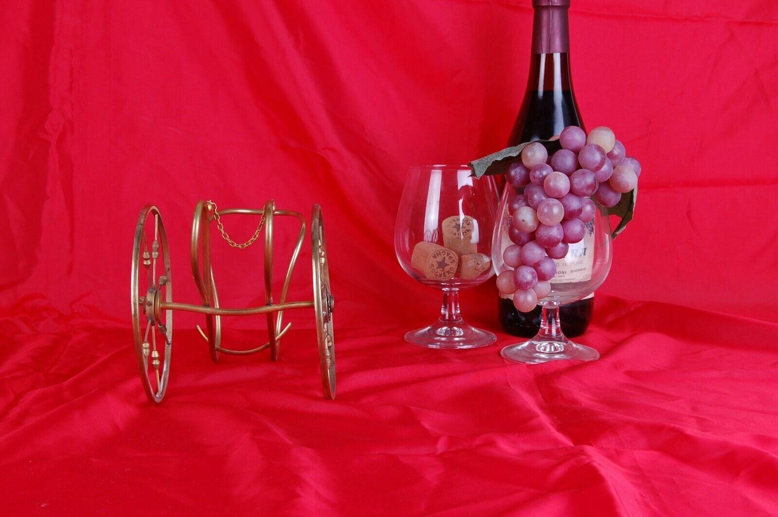 Aldo Tura Style Design Bottle Holder, Brass, Trolley With Wheels. 70's. photo vintage