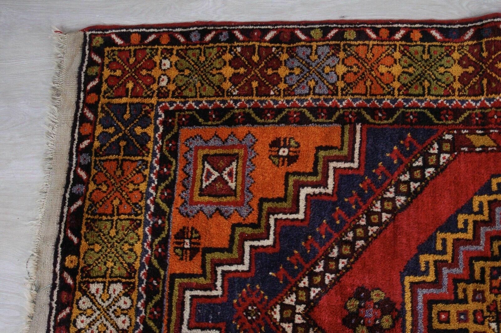 Pakistani Short Pile Rug Oriental Motifs Asymmetrical photo vintage