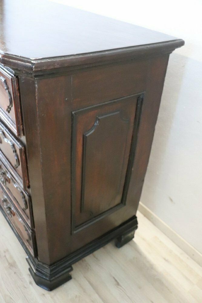 Furniture Antique Chest Of Drawers In Walnut 17th Century photo