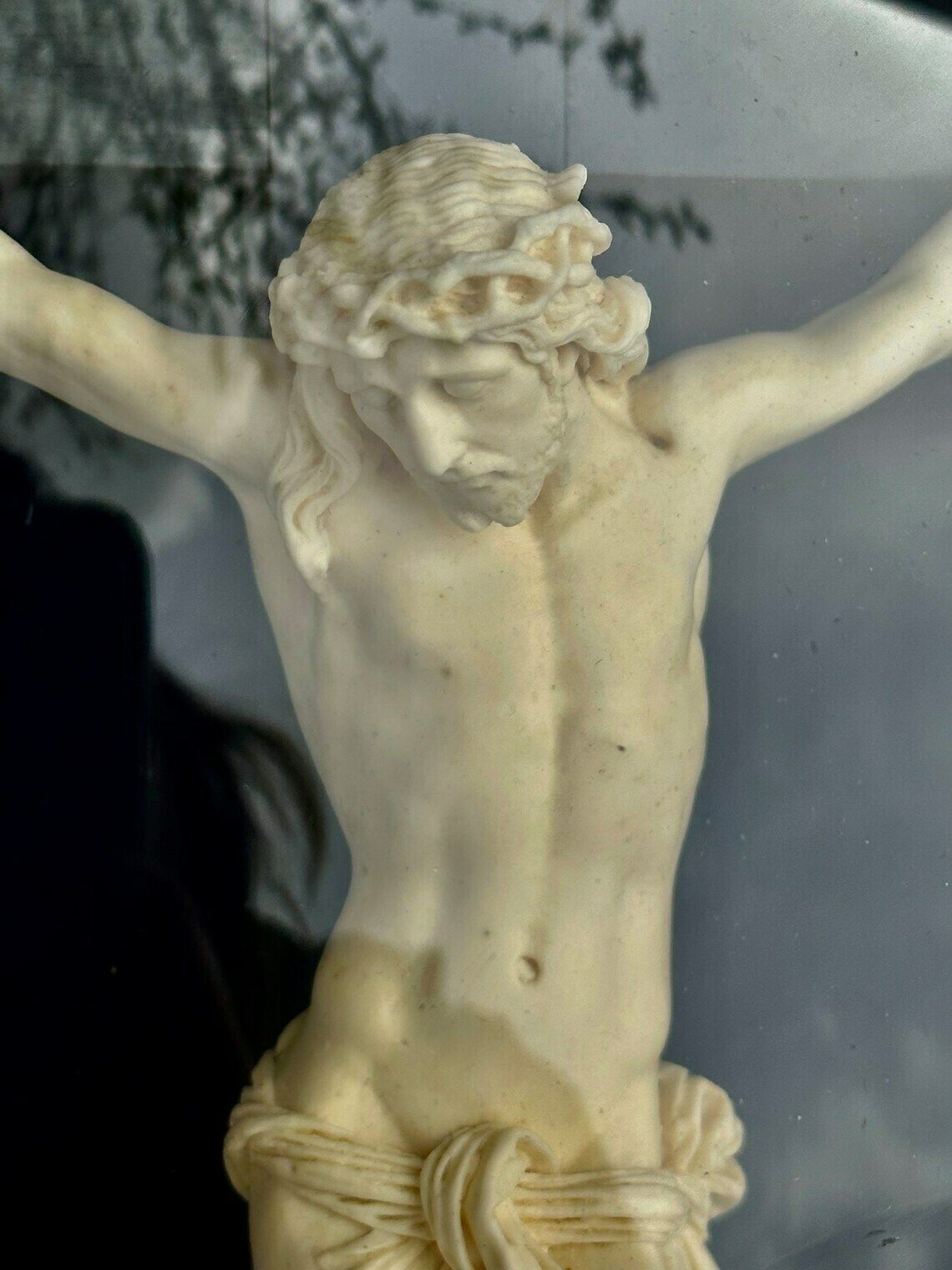 16" Jesus Christ Under Glass Wall Frame Victorian Religious Carved Crucifix photo Home Decor