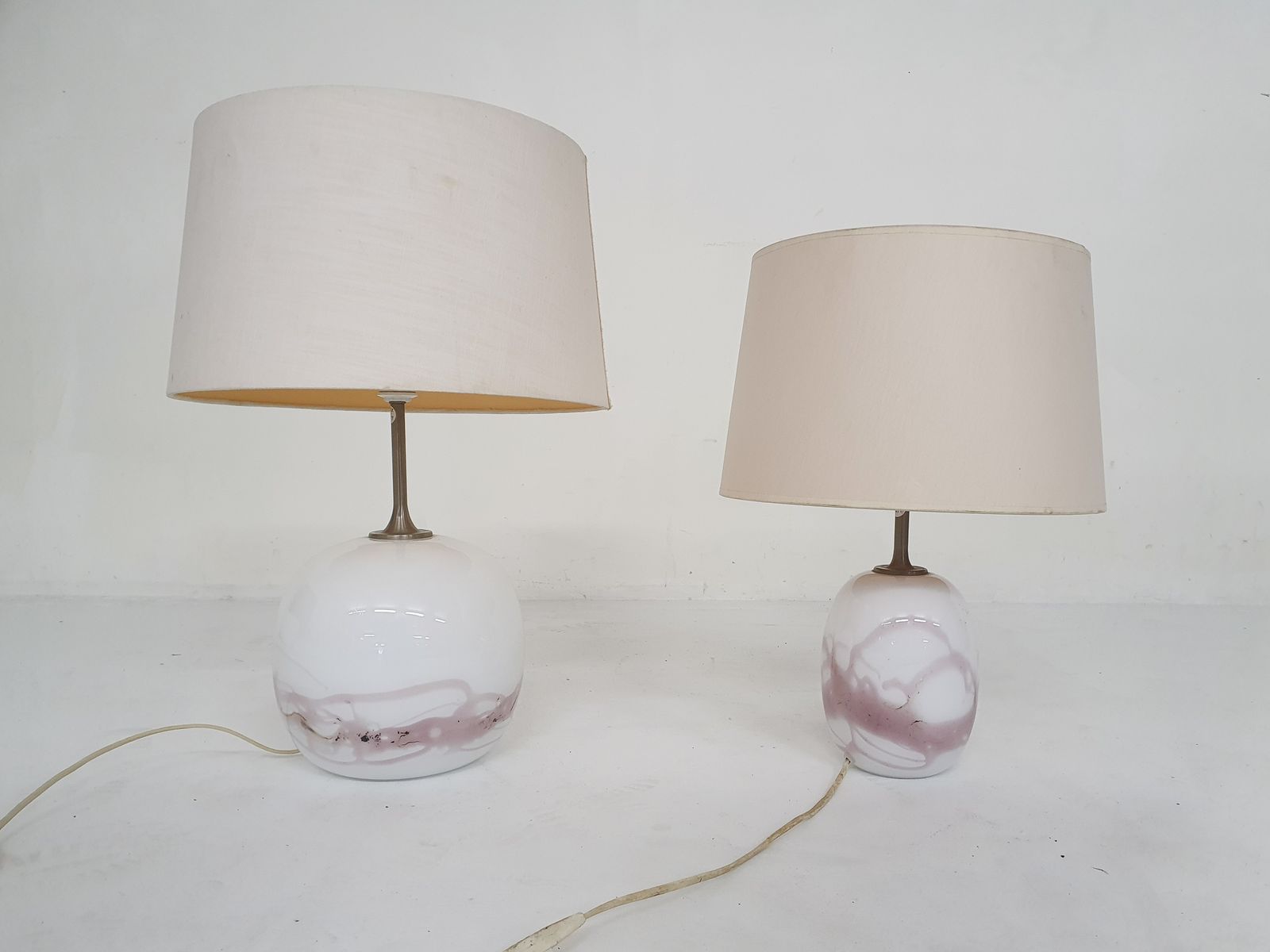 Michael Bang "Sakura" Glass Table Light For Holmegaard, Denmark 1980's photo vintage