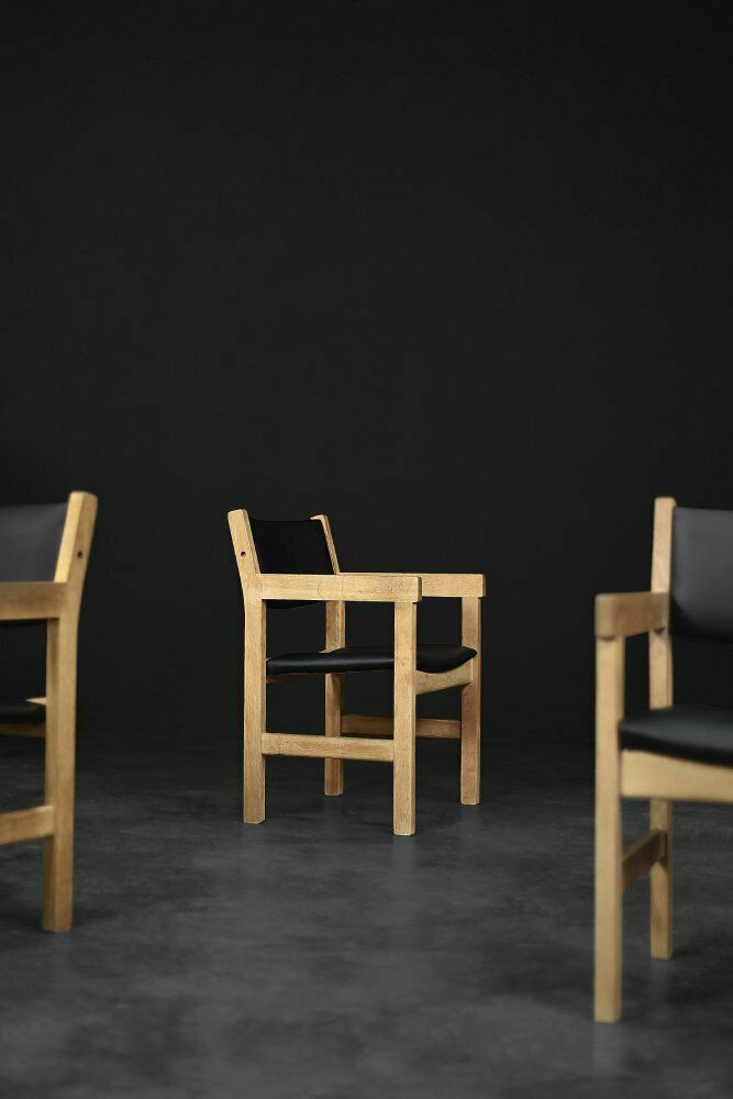 Mid Century Modern Danish Oak Chairs By Hans J. Wegner For Getama, 1960s, Set Of 4 photo for sale