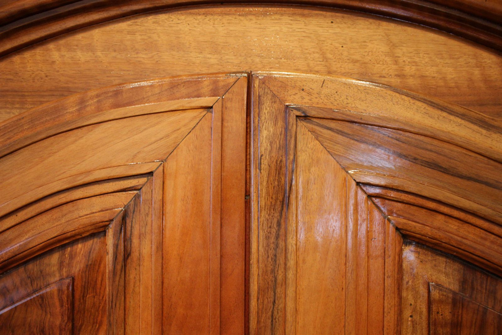 18th Century Baroque Wardrobe In Solid Walnut photo Furniture
