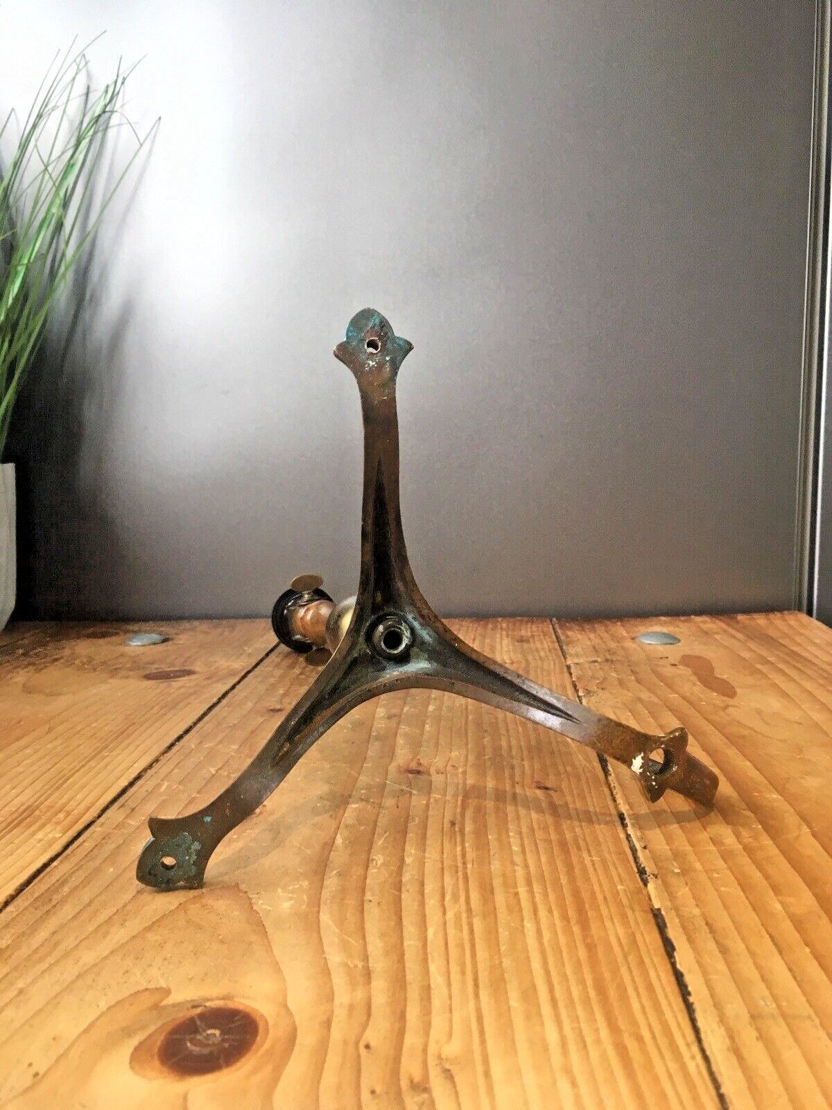 photo vinterior Antique Arts & Crafts Articulated Brass Candlestick Carriage Lamp Base Light