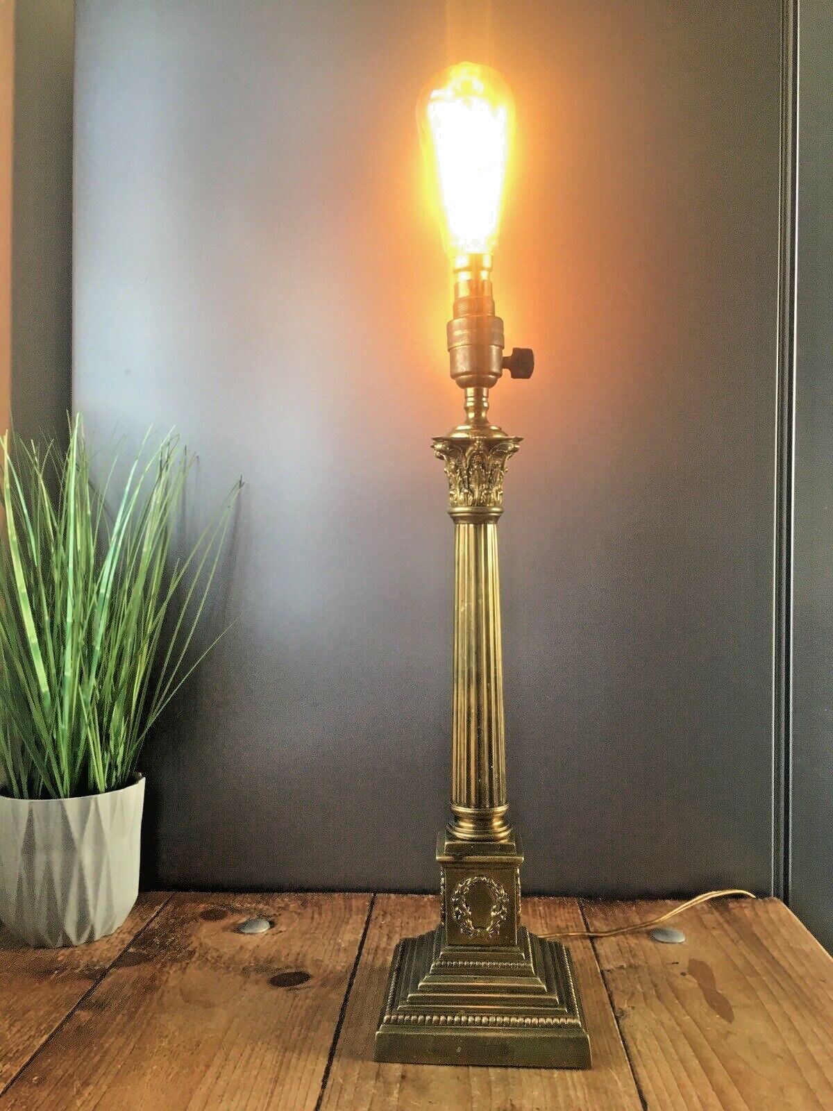 photo buy Large Antique 20s Corinthian Column Table Lamp Acanthus Leaf Grand Country House