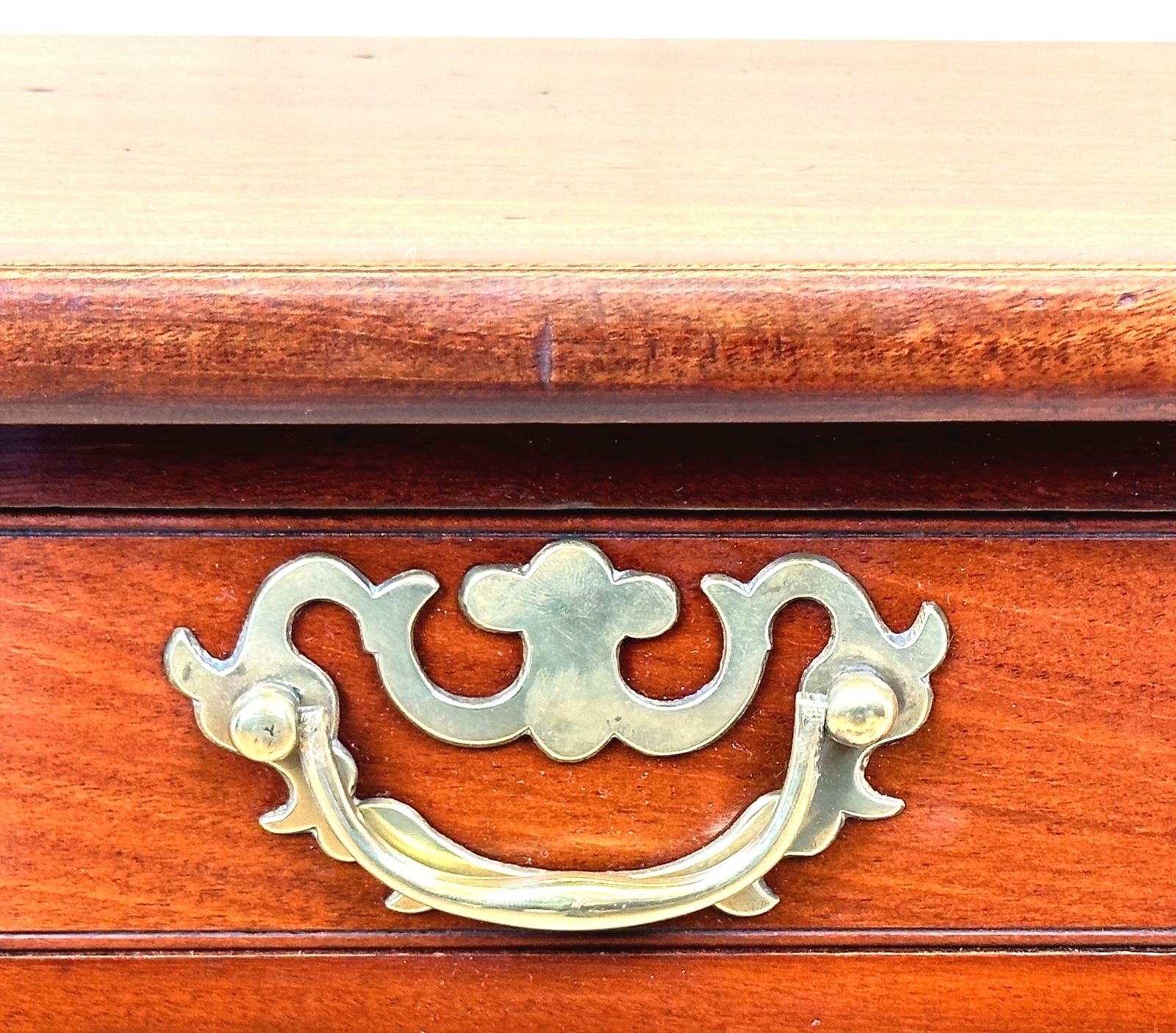 Georgian 18th Century Mahogany Drop Flap Side Table (England, Circa 1760) photo vintage