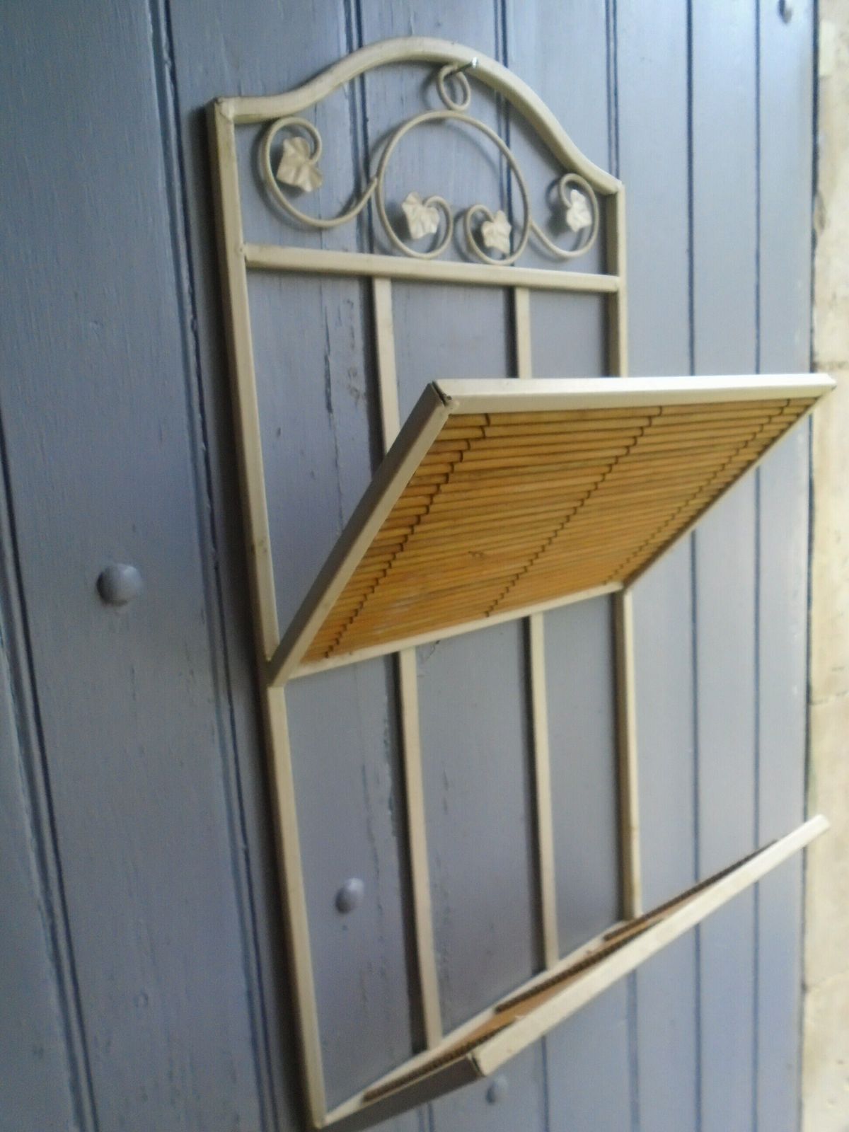 Vintage French Iron And Split Bamboo Cane Magazine Rack, 1920s Art Nouveau Style Wall Hung Rack photo 113.0
