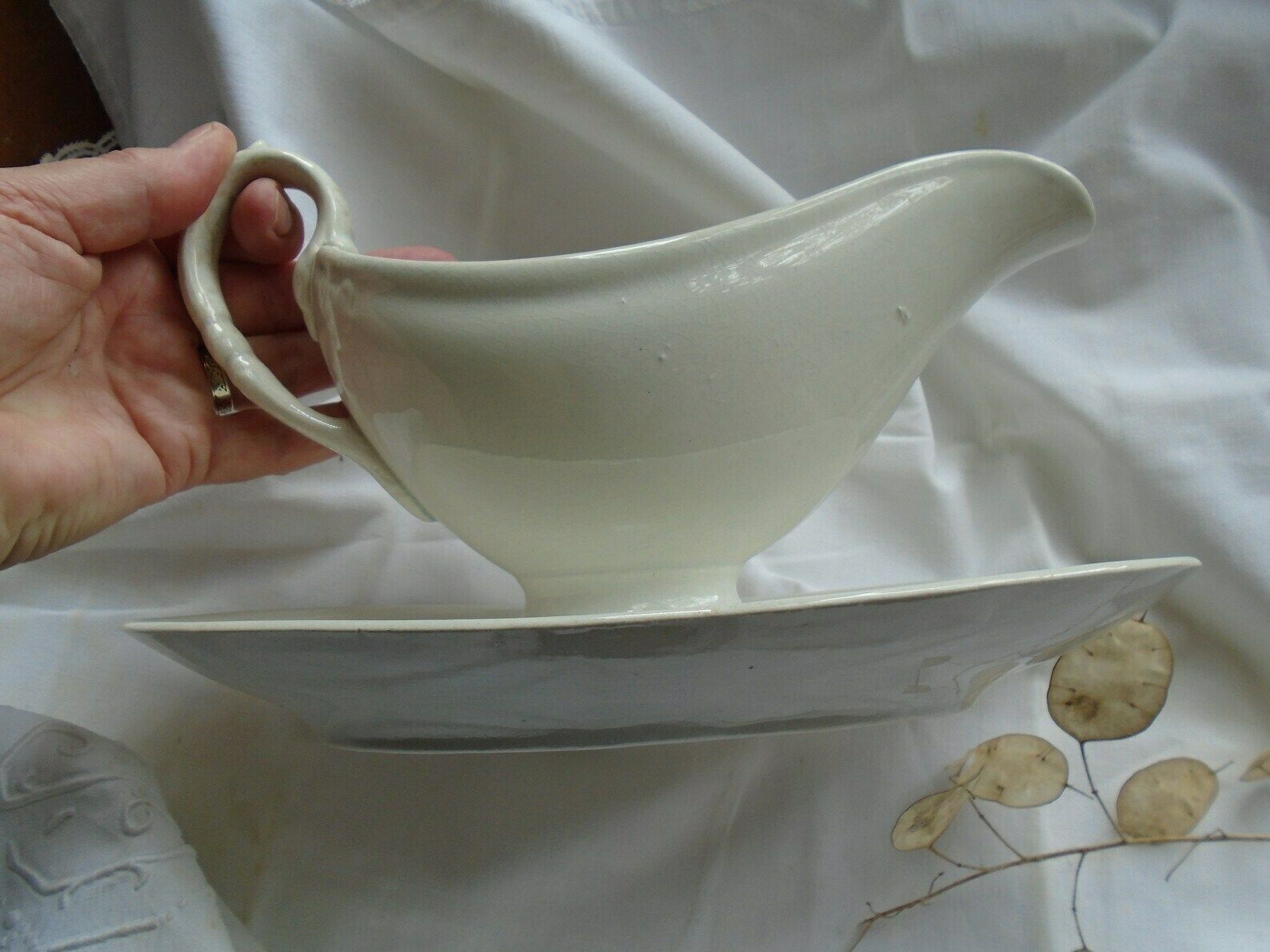 Beautiful Antique French Ironstone Choisy Le Roi Sauciere / Sauce Boat, Glazed Cream, Saucer Attached photo Home Decor