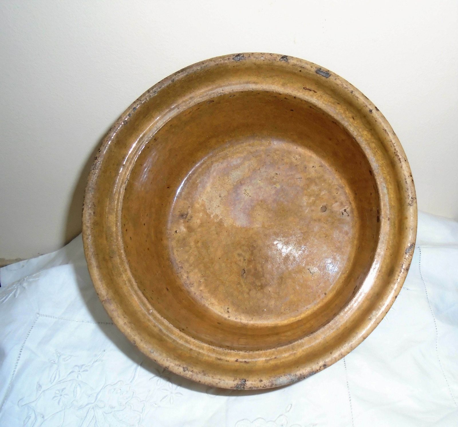 Antique 1900 French Round Stoneware Terrine, Rillettes Terrine, Flower Pot, Rustic Farmhouse Pot, Round Stone Dish photo vinterior