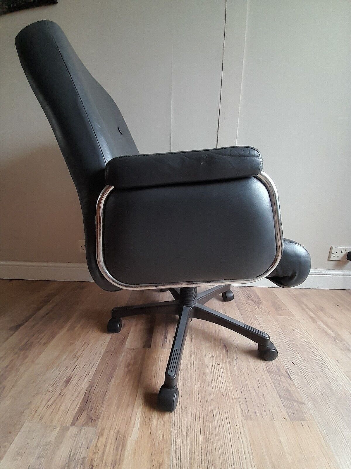 Frank Doerner For Evertaut Mid Century Leather Recliner / Swivel Chair photo furniture