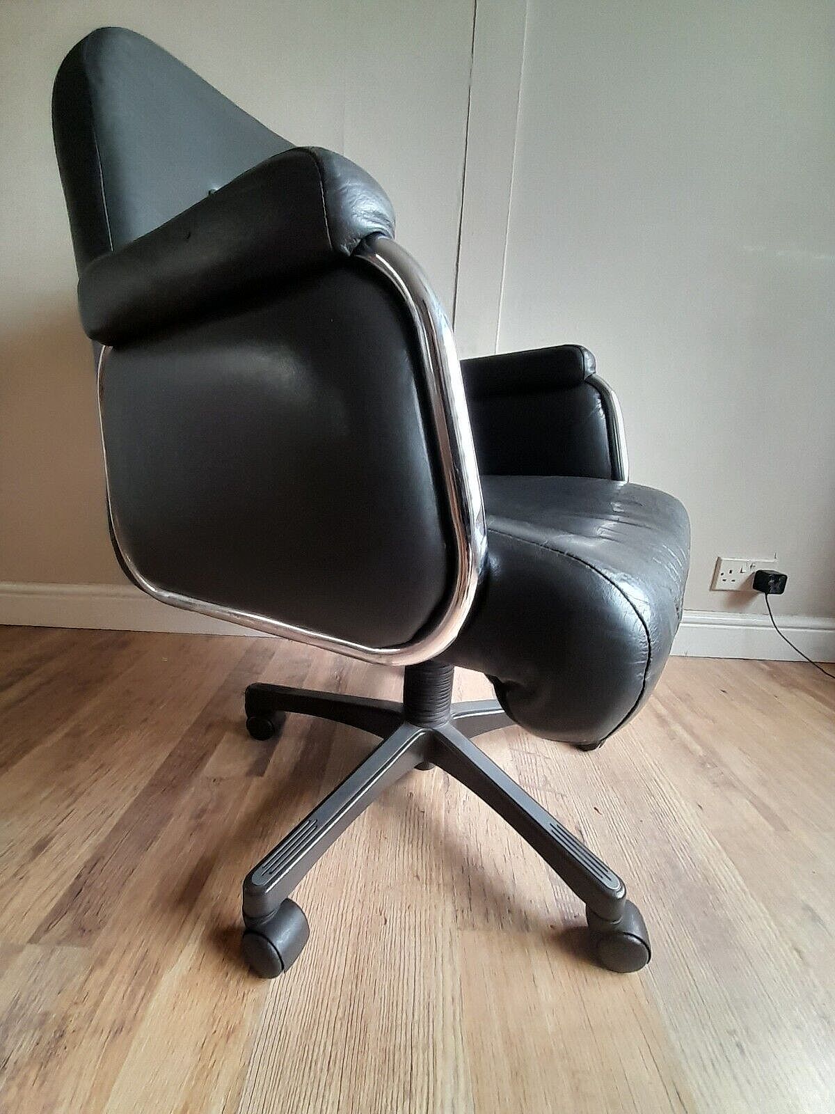 425.0 Frank Doerner For Evertaut Mid Century Leather Recliner / Swivel Chair photo
