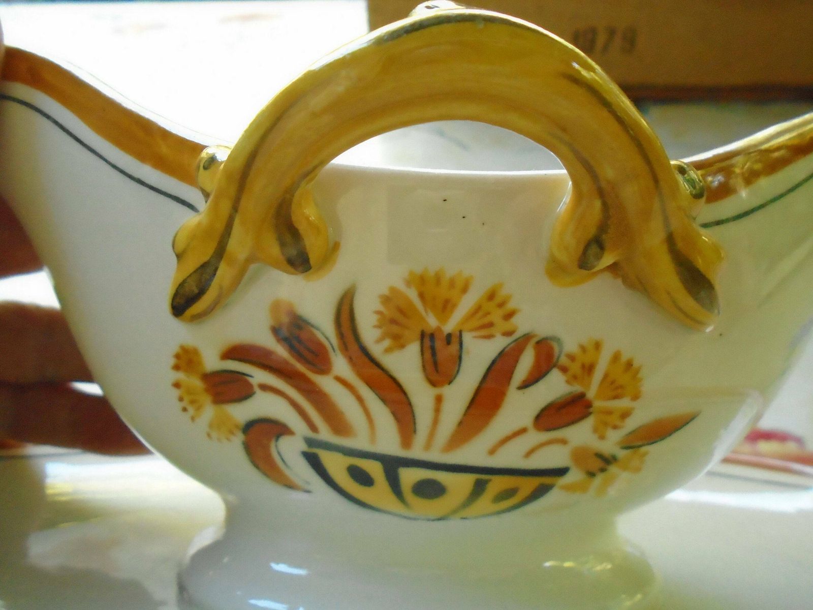 Beautiful Antique French Creil Et Montereau Sauciere / Sauce Boat, White And Gold, All In One, Porcelaine Gravy Jug photo Home Decor