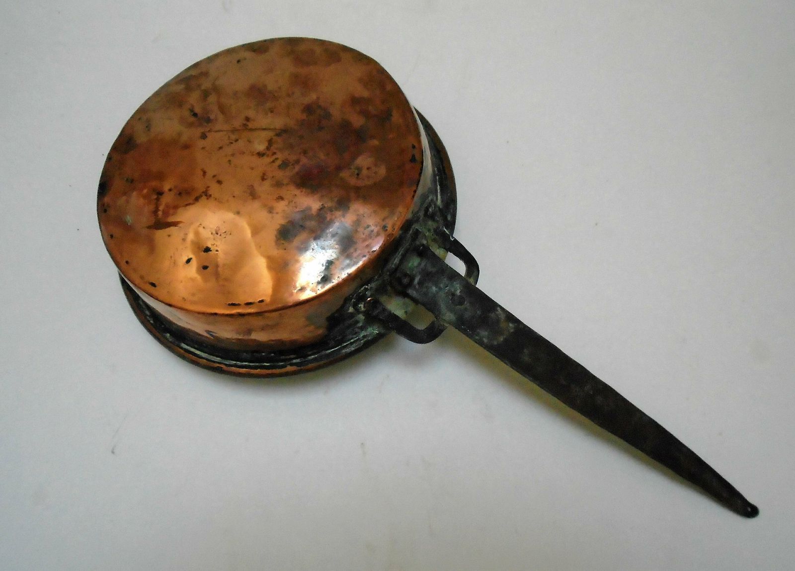Antique French Hand Forged Solid Copper And Iron Skillet / Frying Pan / 9" Rolled Edges, Farmhouse Copper Decoration