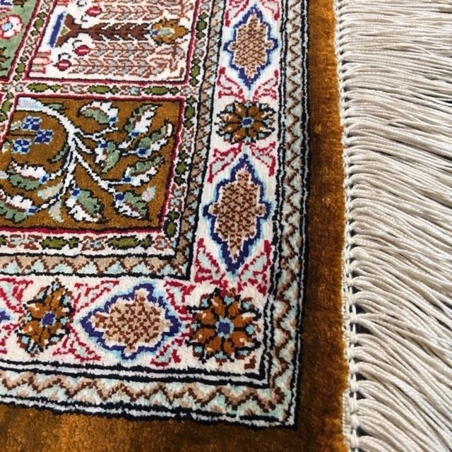 Qum Silk Rug 30 X 22 Inch / 75 X 57 Cm Fine Carpet photo buy