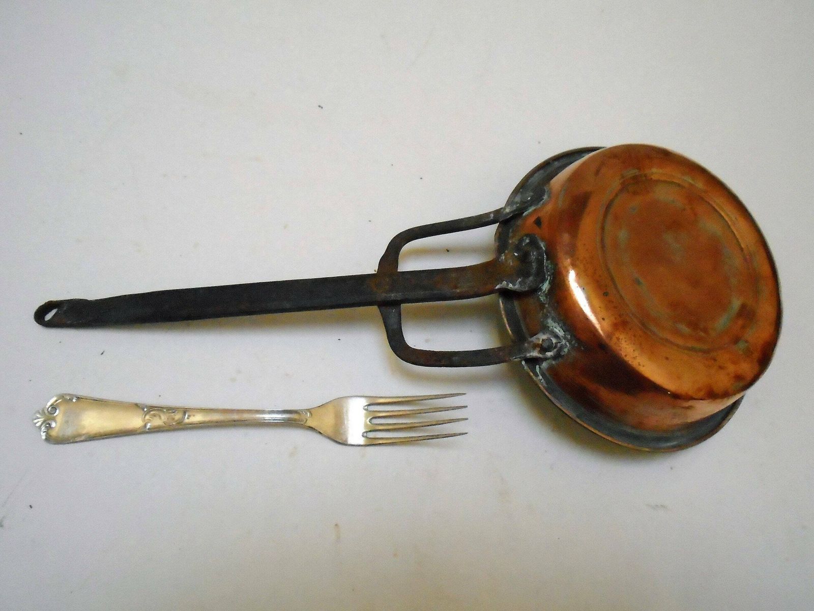 Antique French Hand Forged Solid Copper And Iron Skillet / Frying Pan / 6 1/2", Farmhouse Wall Copper photo furniture