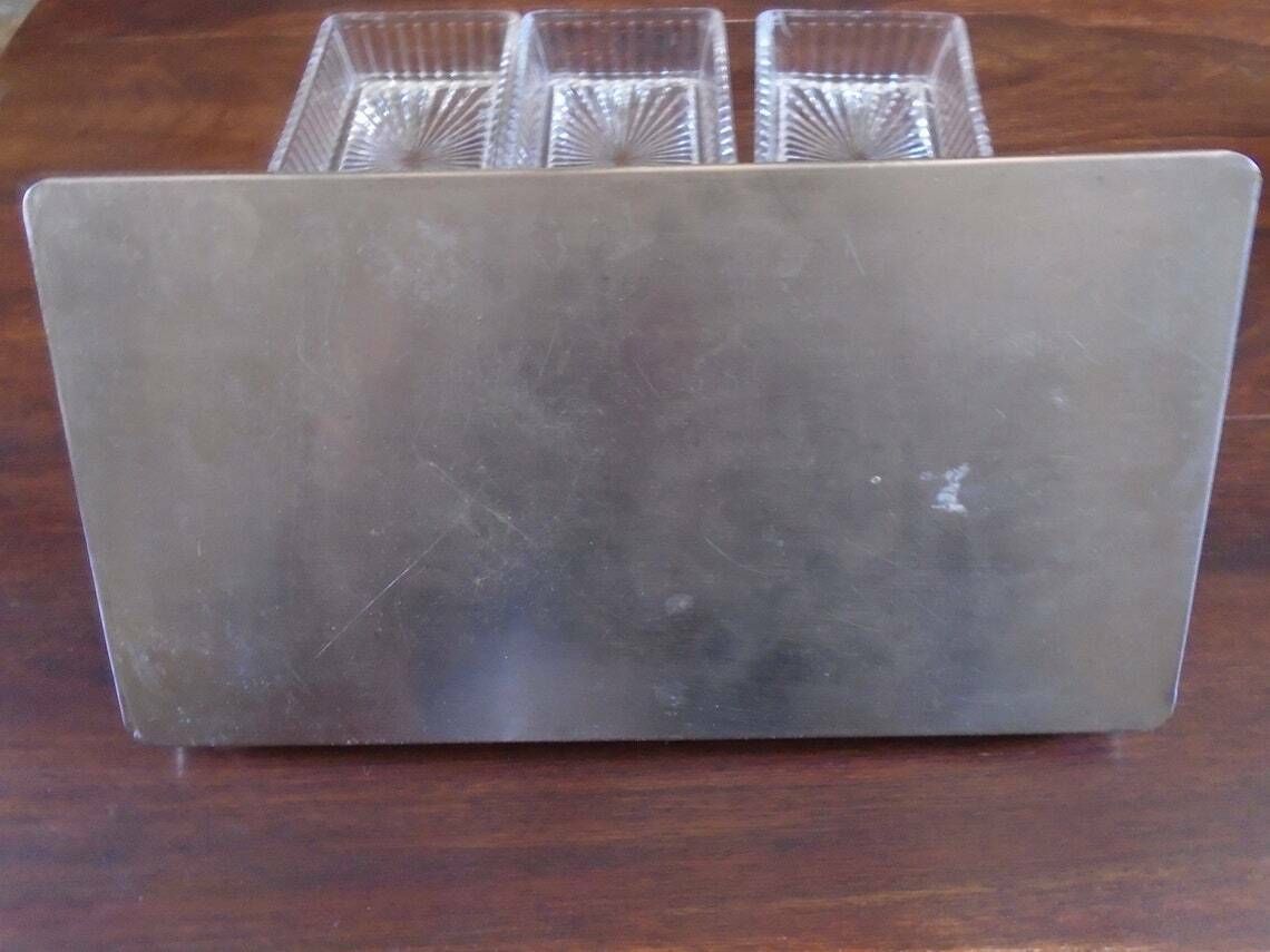Serviteur apéritif Art déco vintage en métal chromé, 3 coupelles en verre sur support métallique, pour olives et amuse-bouches photo vinterior