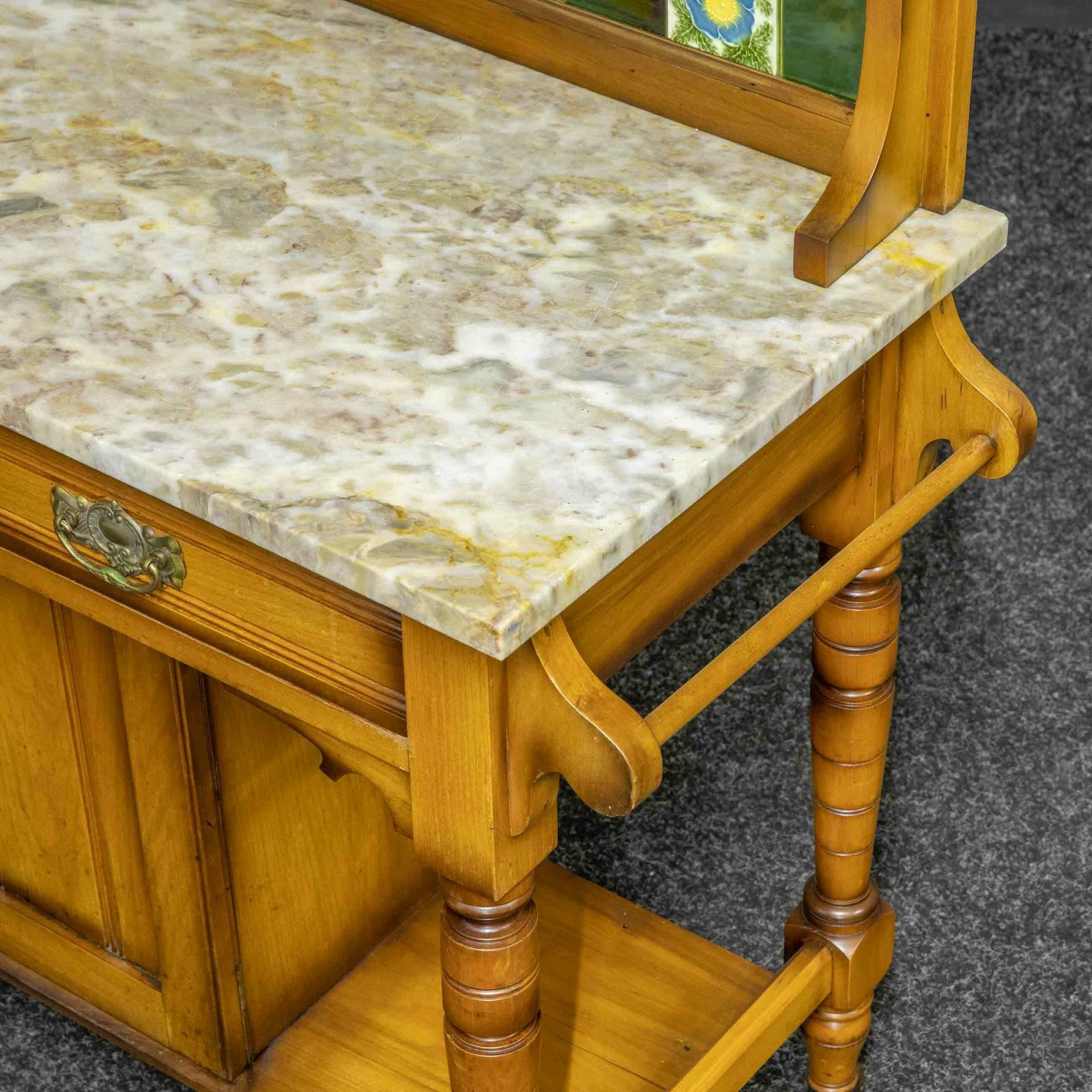 Edwardian Ash Washstand photo vinterior