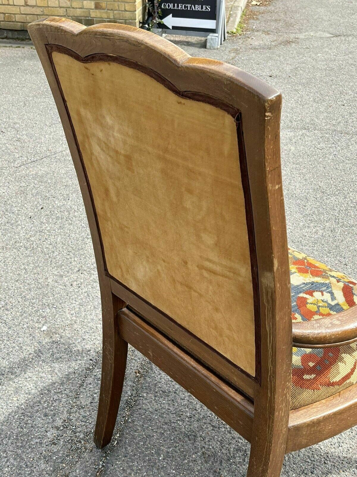 Victorian Oak Gentlemans Library Armchair With Coat Of Arms Tapestry. photo vintage