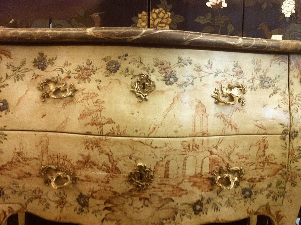 Painted Louis XV Style Genoese Chest Of Drawers photo Furniture