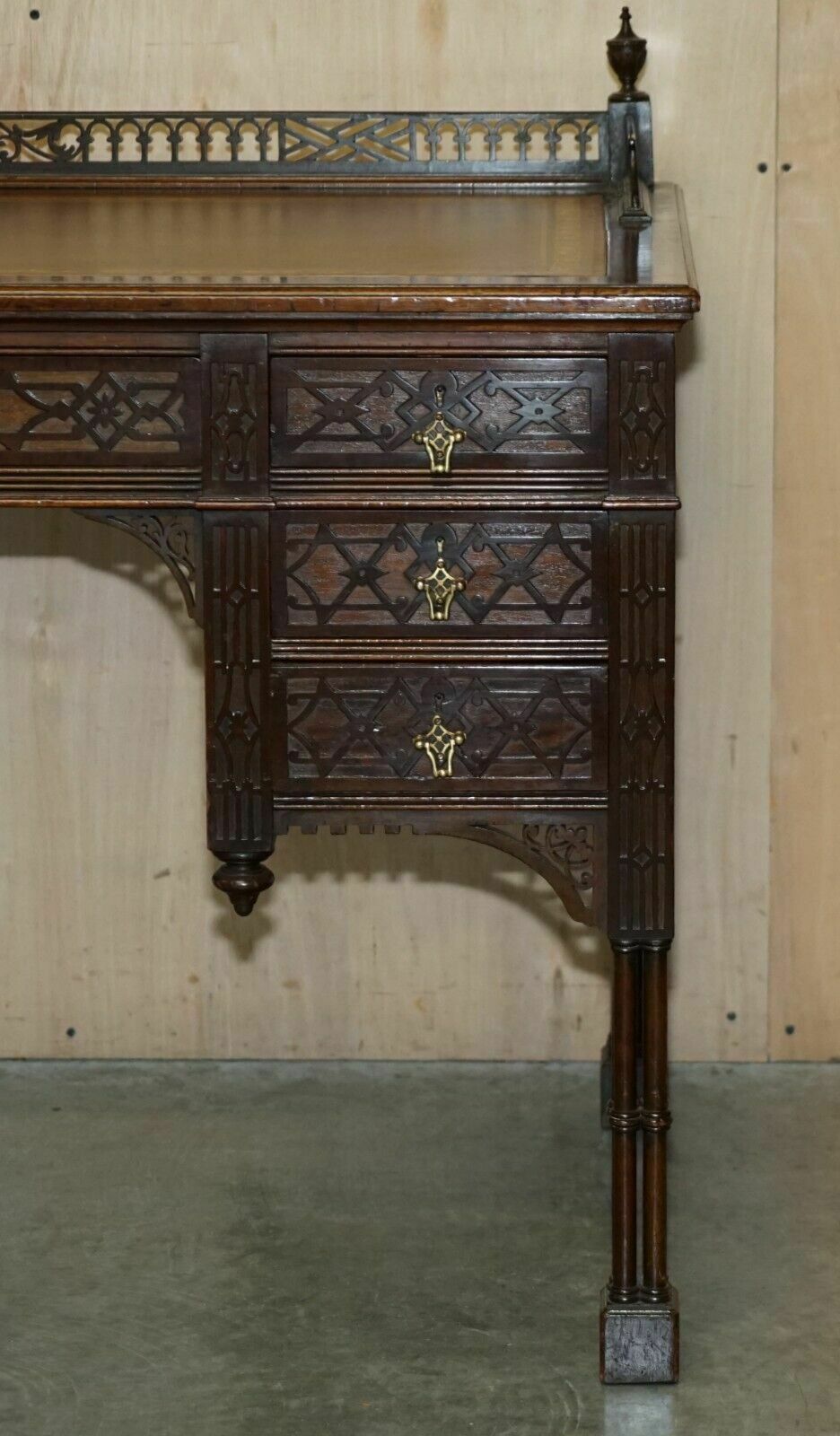 Important Original Edward & Roberts Restored Chinese Thomas Chippendale Desk photo 6500.0