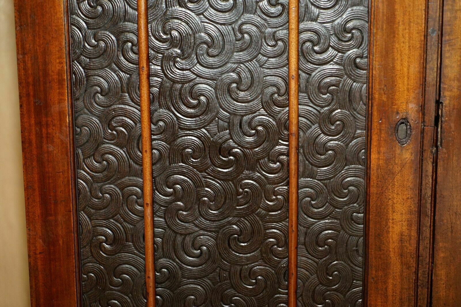 Stunning Antique Victorian Mahogany & Embossed Leather Library Bookcase Cupboard photo vinterior