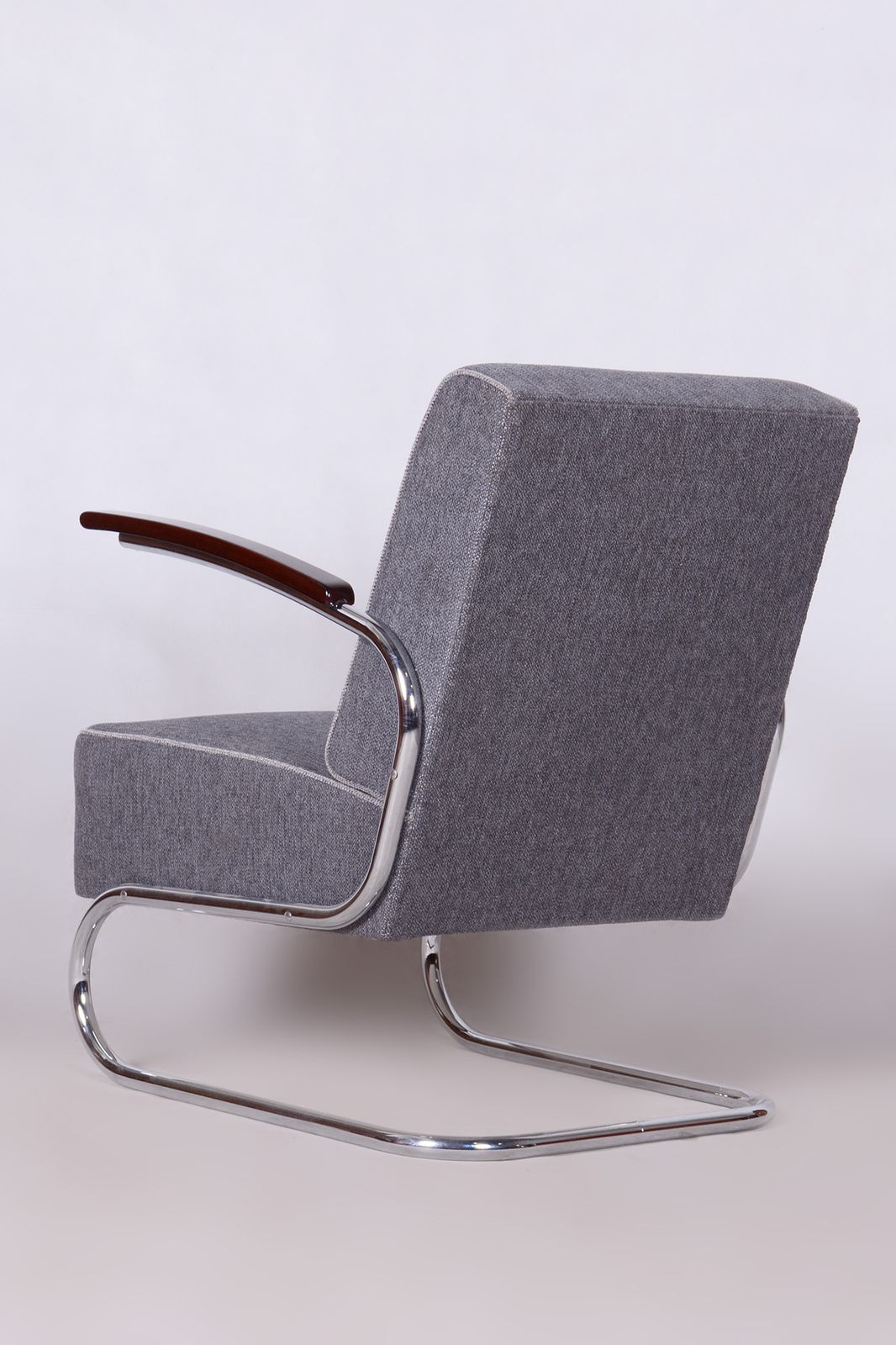 Restored Bauhaus Armchair, Mücke   Melder, New Upholstery, Czechia, 1930s photo Furniture