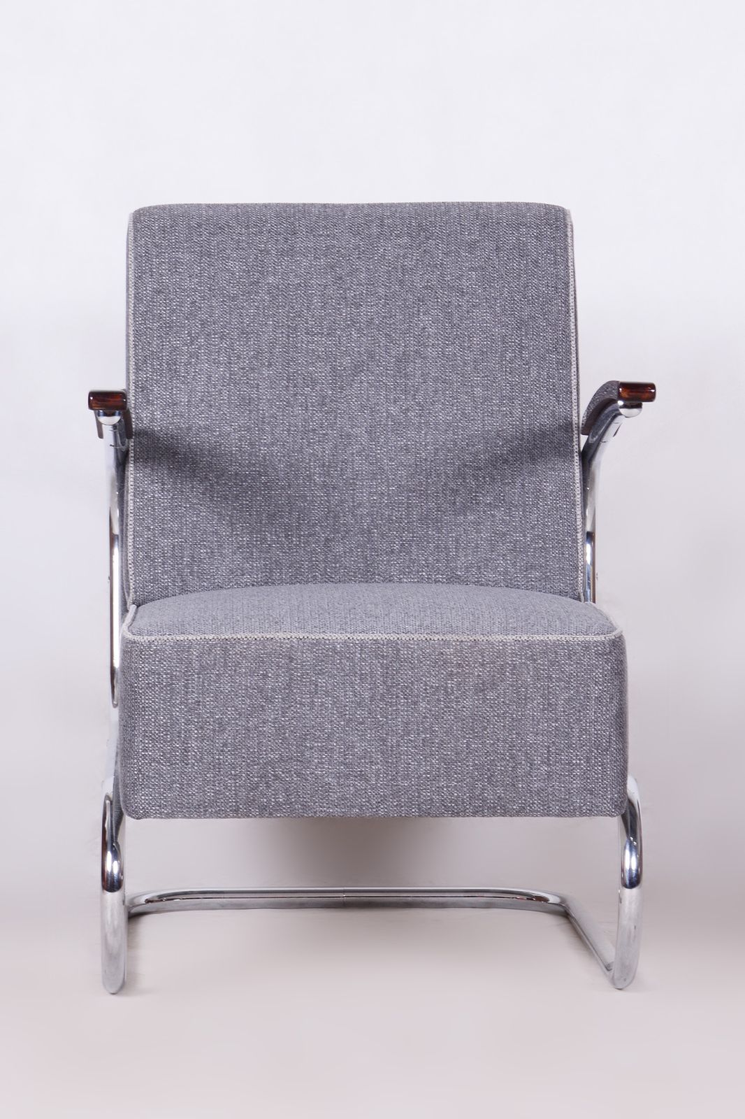 Restored Bauhaus Armchair, Mücke   Melder, New Upholstery, Czechia, 1930s photo 1400.0