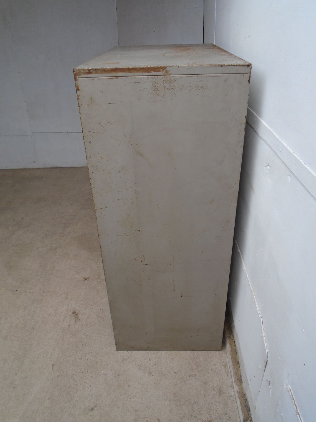 A Large Heavy 1930s Art Deco Original Metal 15 Drawer Chest Of Drawers photo furniture