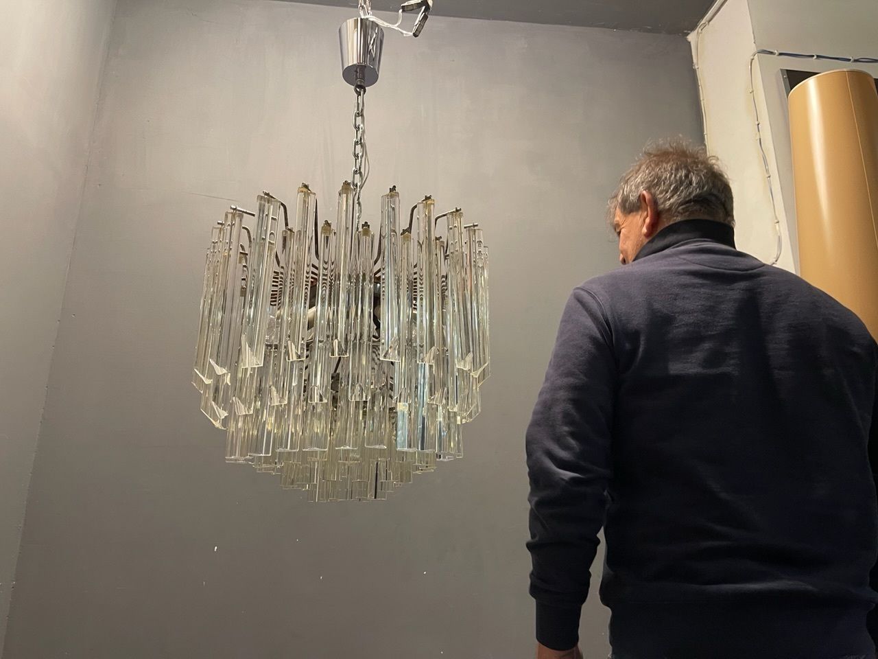 photo furniture Italian Murano Glass Prism Triedri Chandelier