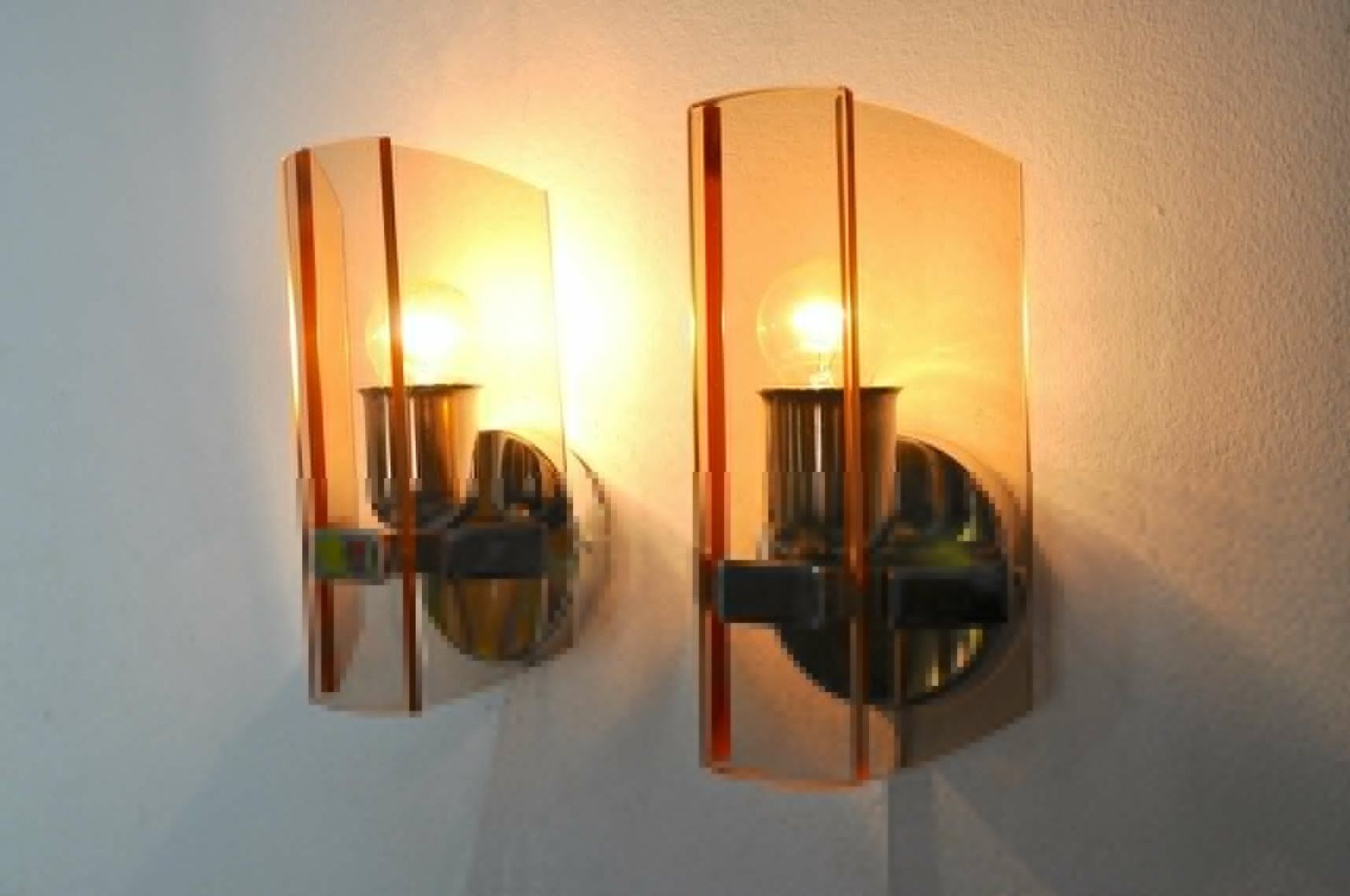 Pair Of Veca Wall Lamps In Pink Murano Glass Italy 1970 photo furniture
