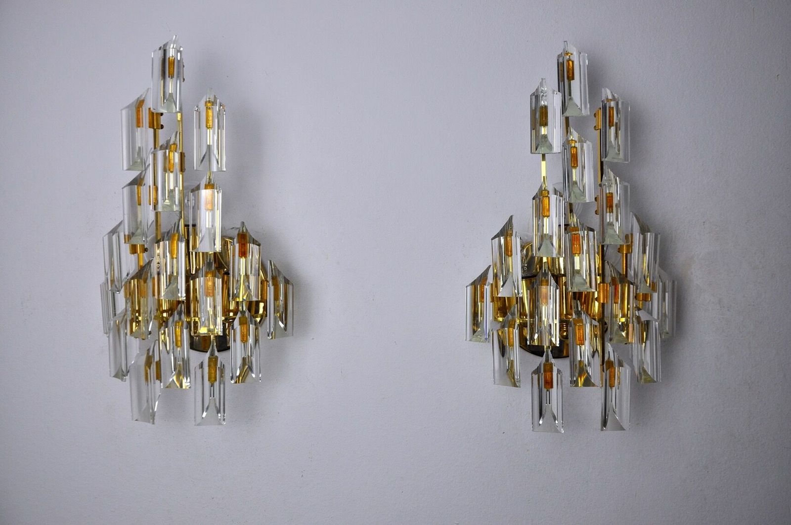 Pair Of Oscar Torlasco Sconces, Triedri Glass, Italy, 1970 photo 2525.0