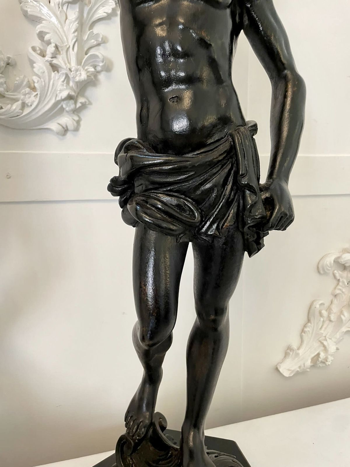 photo vinterior Fine Pair Of Antique Carved Ebonised Figures