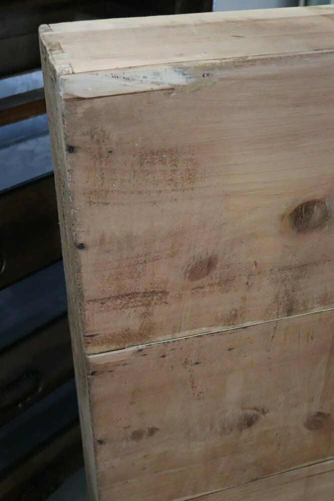 Antique Chest Of Drawers With Walnut Inlay, 17th Century photo vintage