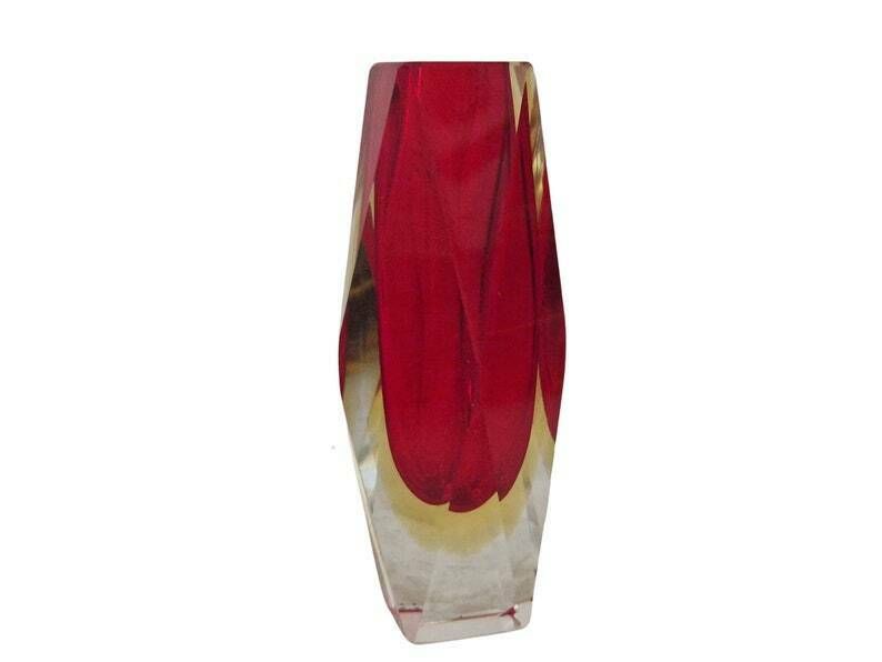 Rode Sommerso Murano Vaas Met Geslepen Facetten, Mid Century, Mandruzzato, Tweelaags Glas photo furniture