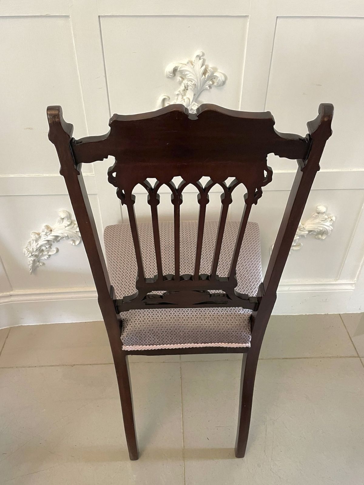 Fine Pair Of Antique 19th Century Carved Mahogany Side Chairs photo 1195.0