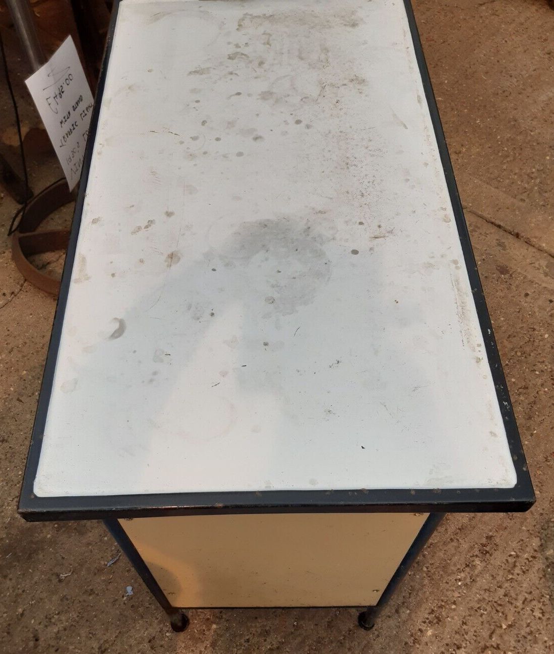 Mid Century Dean Bros Metal Enamel 2 Door Industrial Work Unit Storage Cupboard photo vinterior