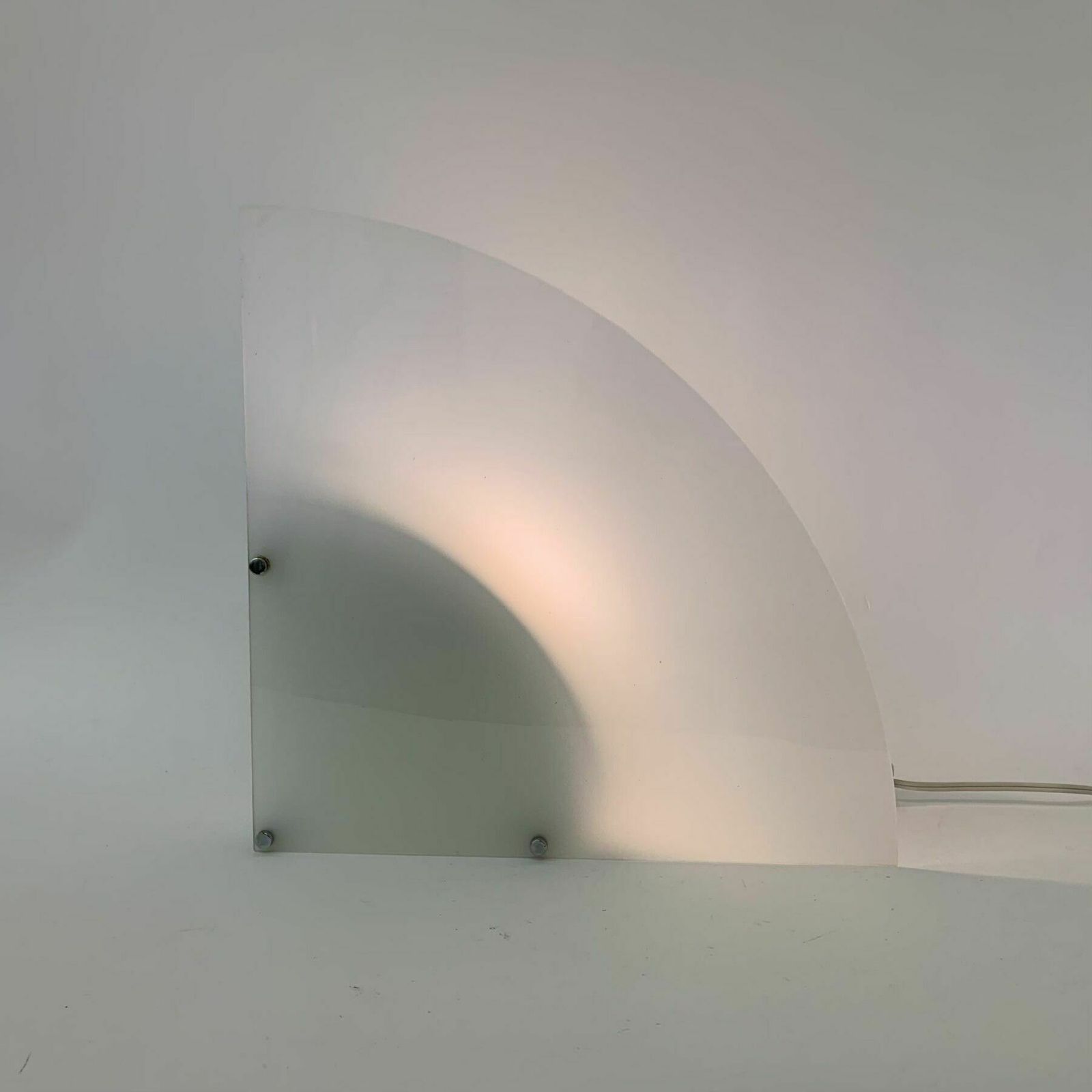 photo vinterior Postmodern Minimalistisch Wandmeubel / Tafel, Jaren 1980