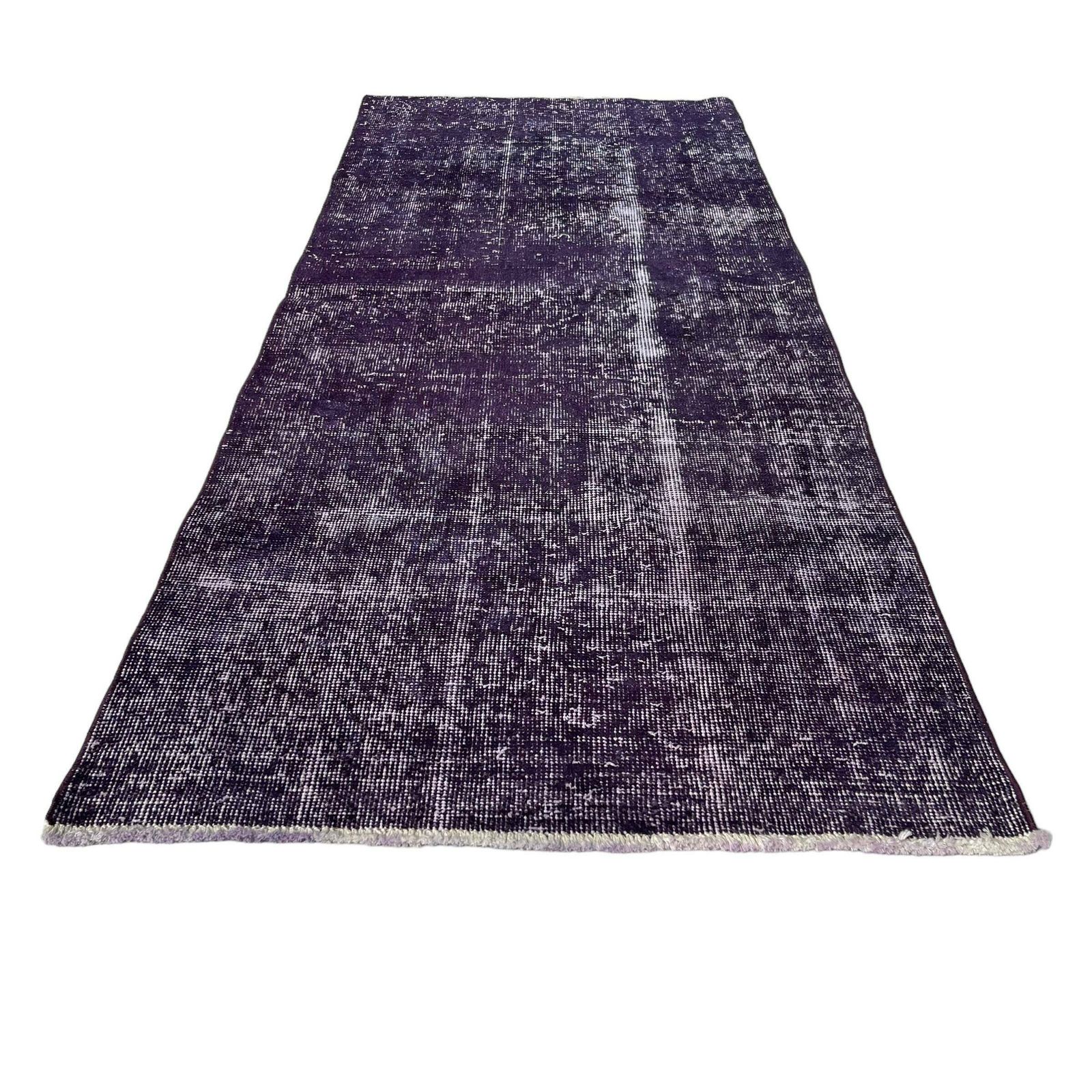 photo furniture Vintage Distressed Turkish Rug , 196 X 80 Cm Wool Vintage Rug