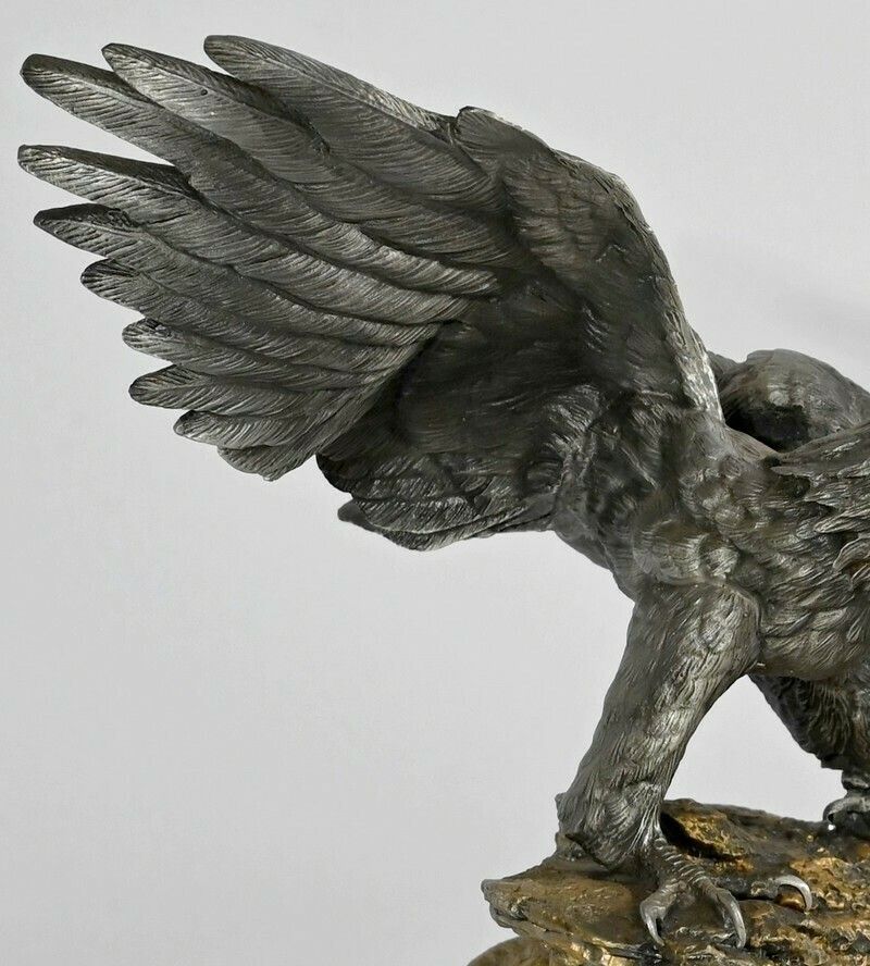 photo furniture Pewter Sculpture "Bald Eagle", Signed P.Brunelle   Xxth